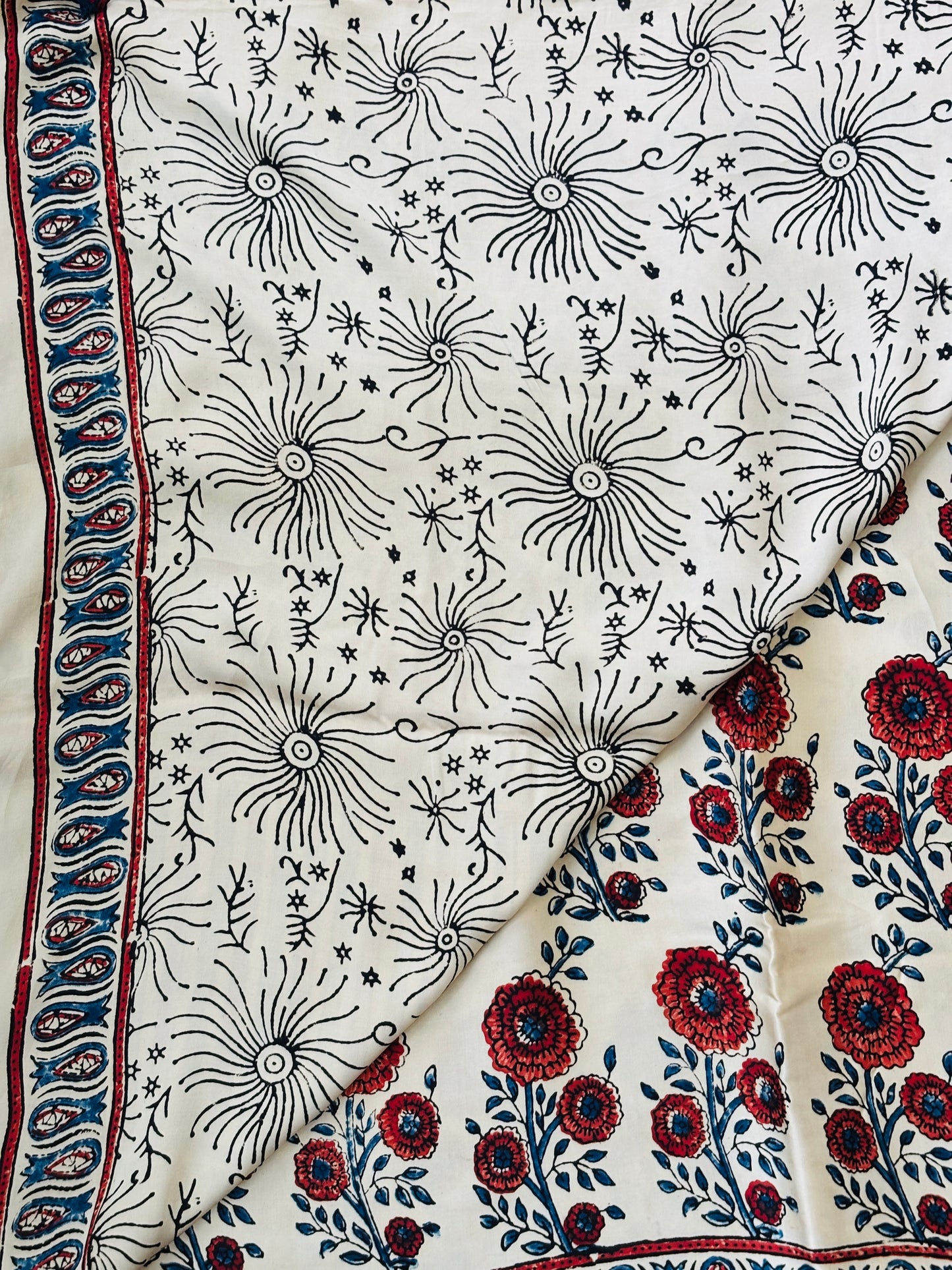 Aagaz- Natural Dyed Pale Ivory Big Floral Buta Ajrakh Modal Saree