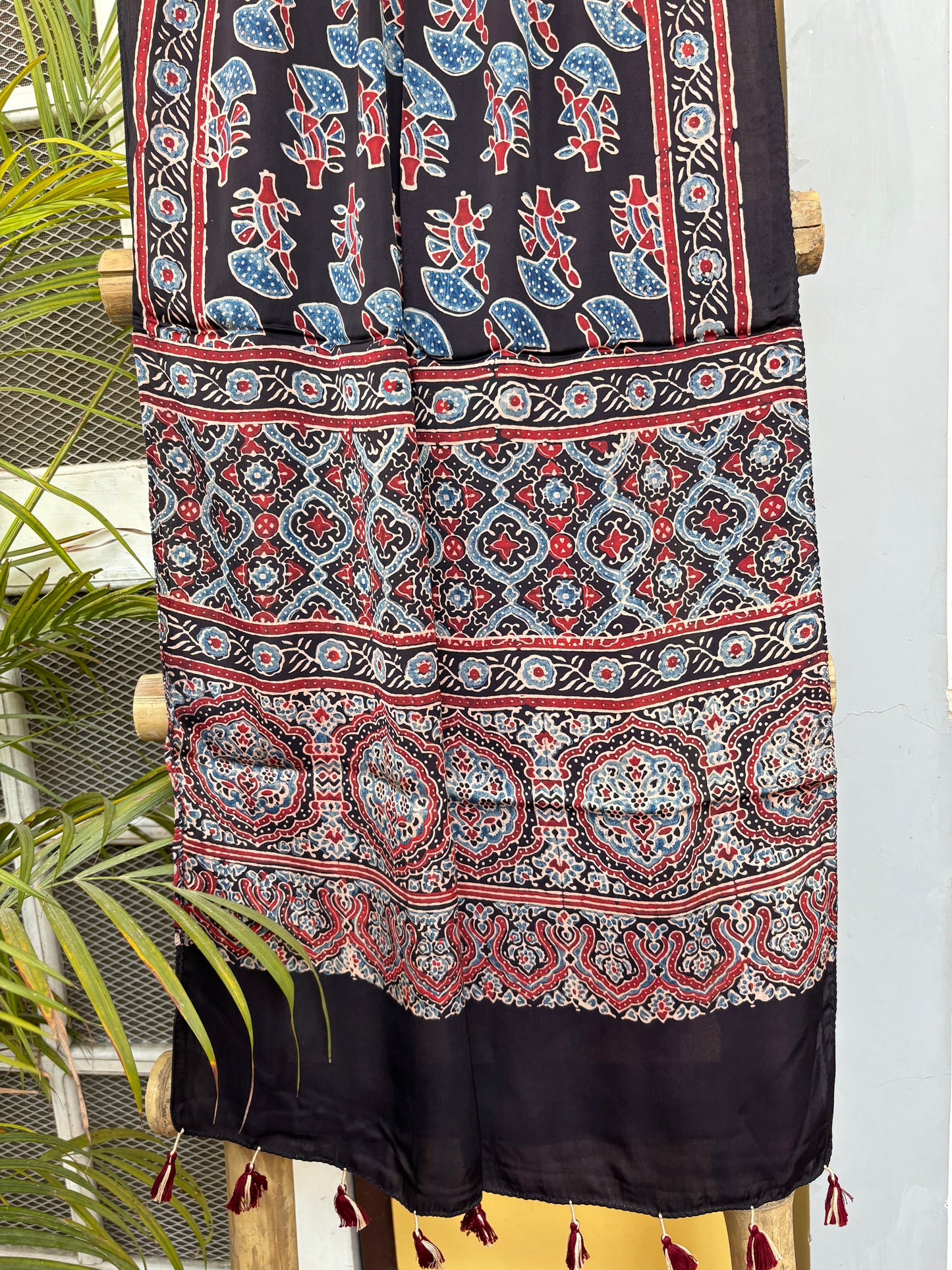 Black Stole with Big Floral Buta,stole,closer view.