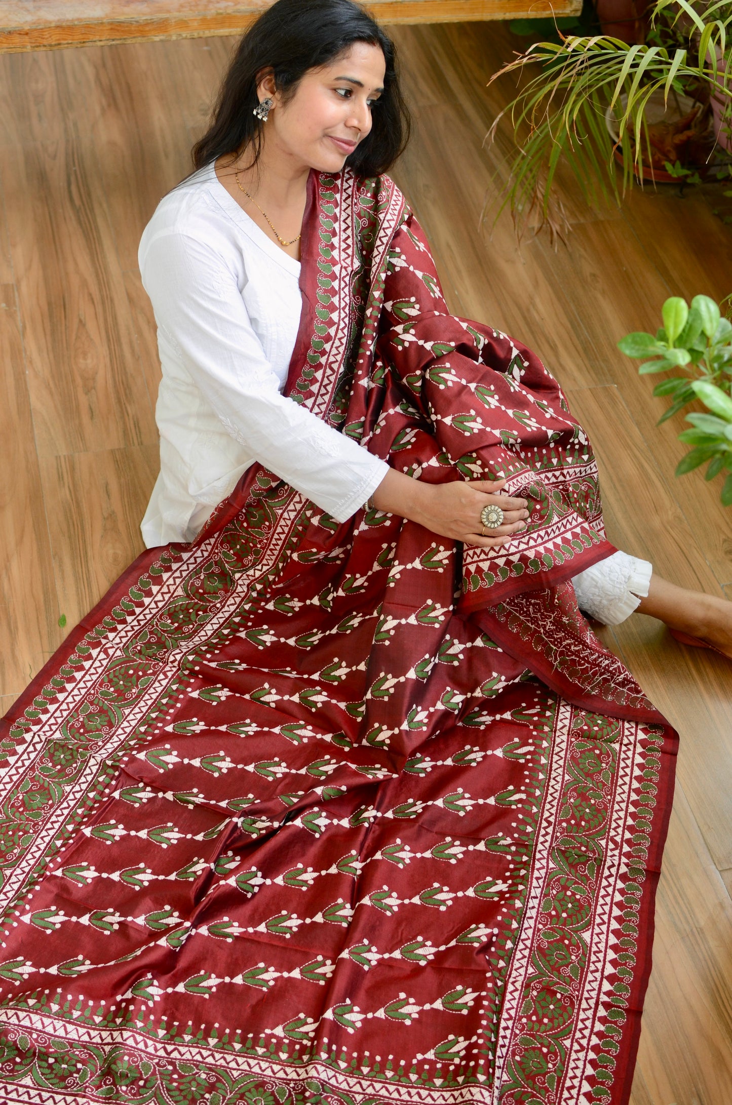 Kamalini- Hand Embroidered Kantha Pure Silk Dupatta