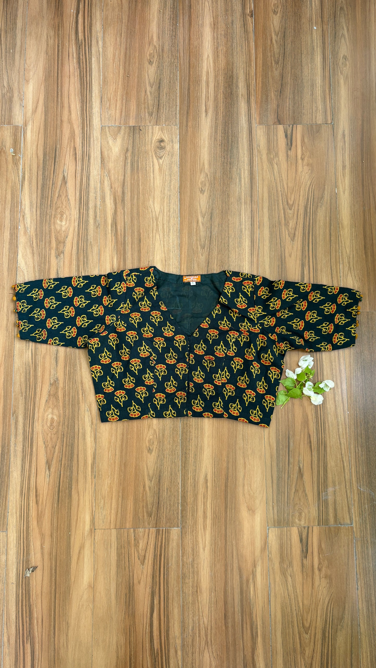 Green Small Floral Motif Cotton 'V' Neck Blouse With Cotton Lining