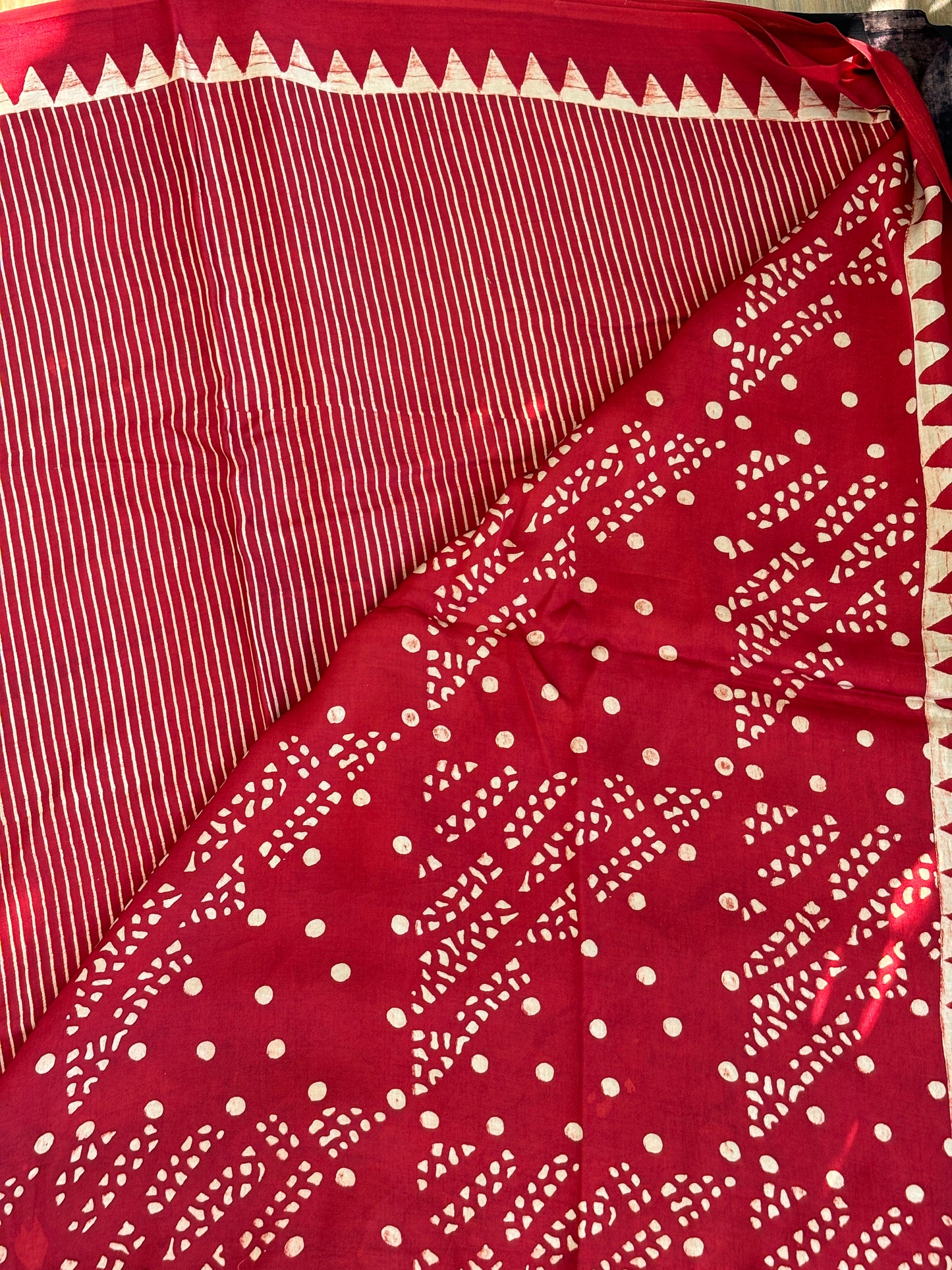 Charm Swirl - Natural Dyed Madder Colour Contemporary Saree