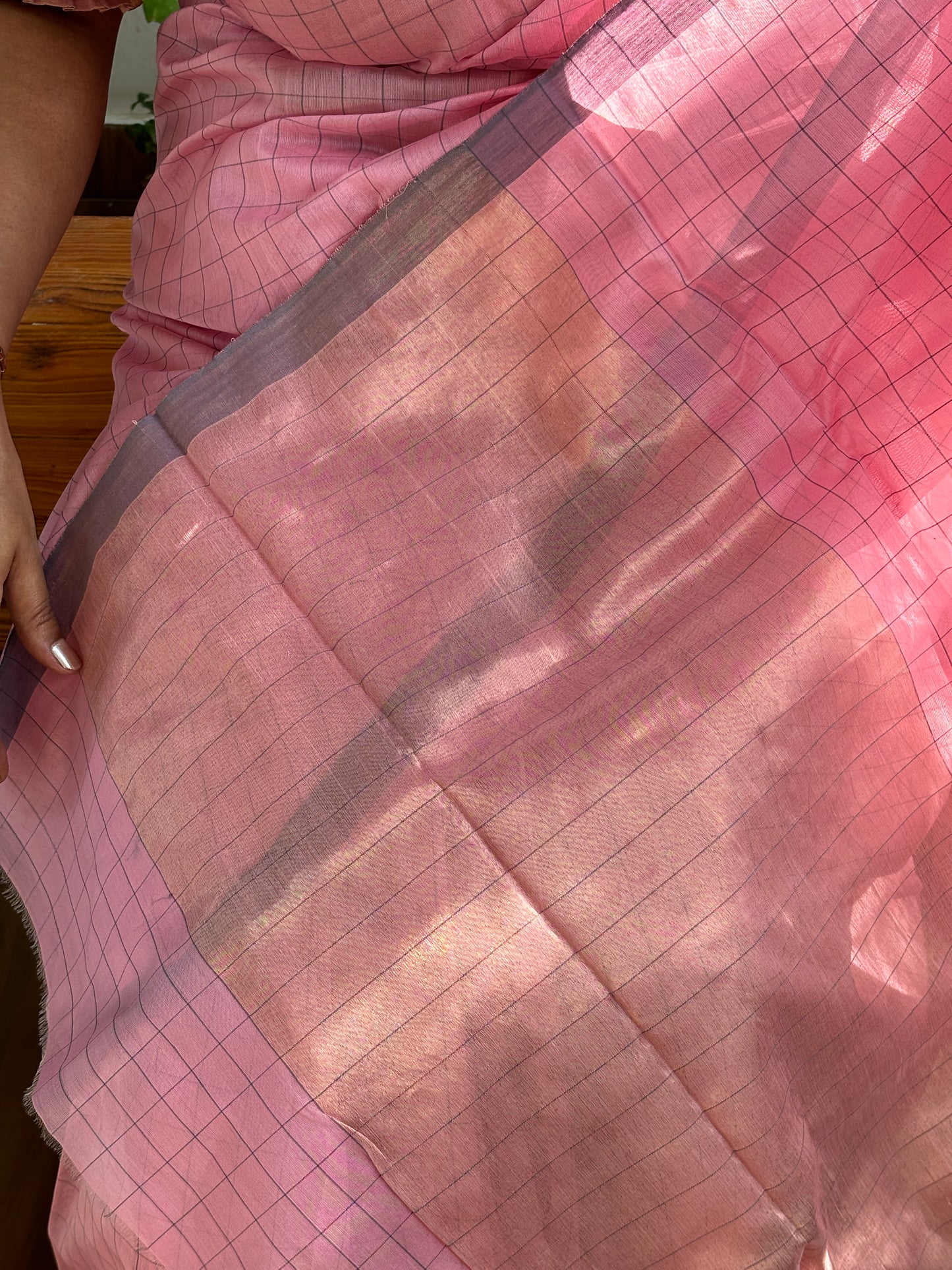 Chanderi Cotton Handloom Saree - Pink Colour Saree with Check Weaving Pattern