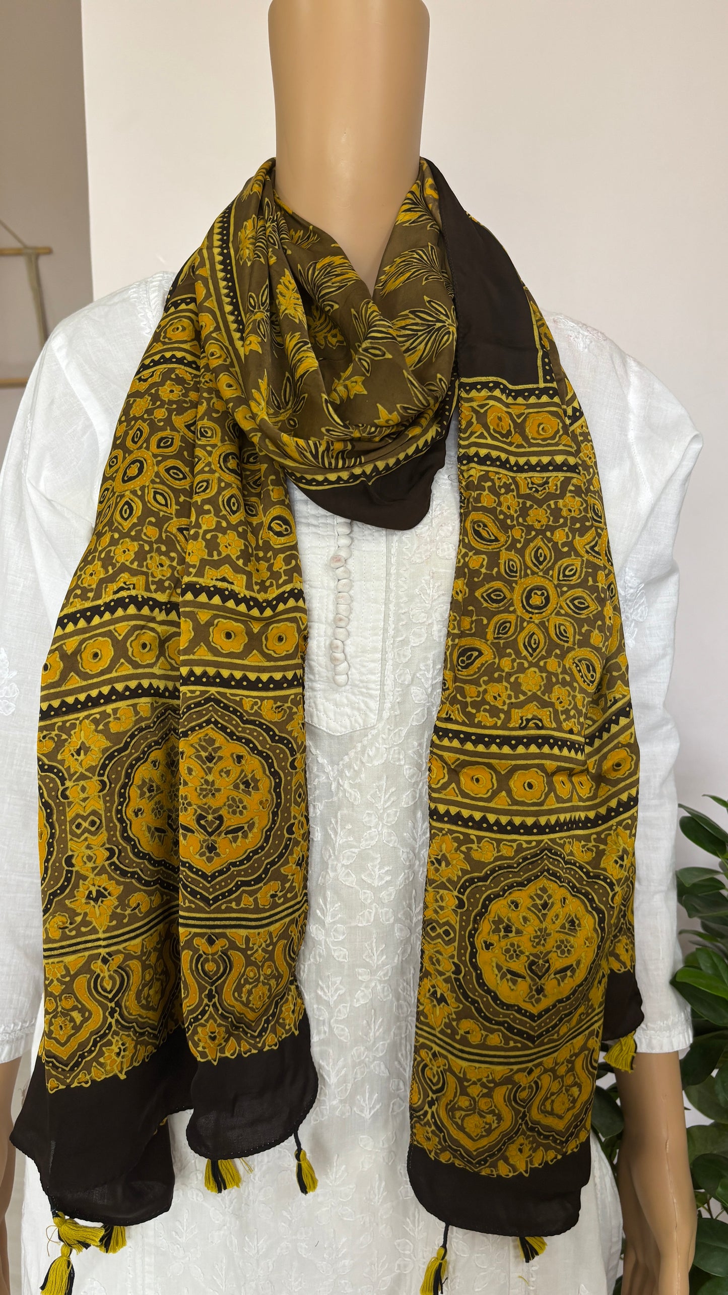 Earthen brown stole, ajrakh modal stole, big buta motif, closer view.