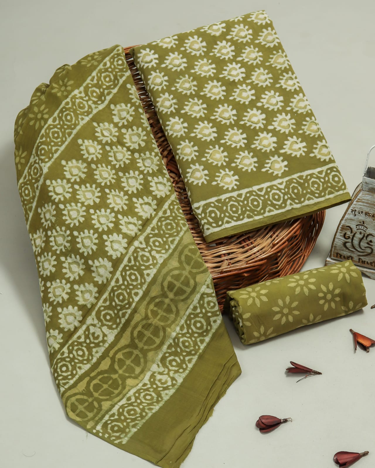 Olive Green Natural Dyed Three Piece Suit Fabric