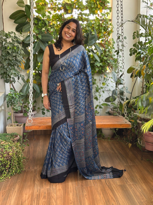 Indigo Ajrakh Modal Saree, Ajrakh modal saree, side view 