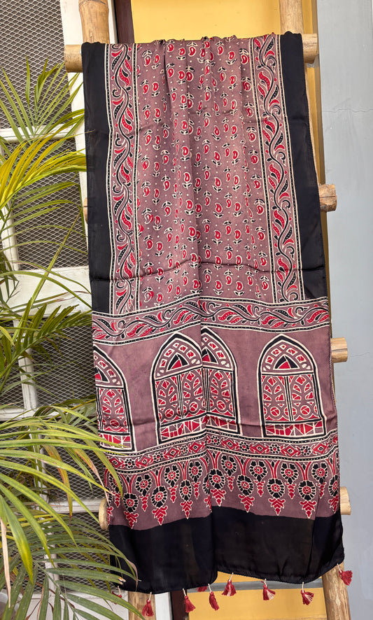 Ajrakh Stole- Brownish Pink Small PaisleyMotif Stole