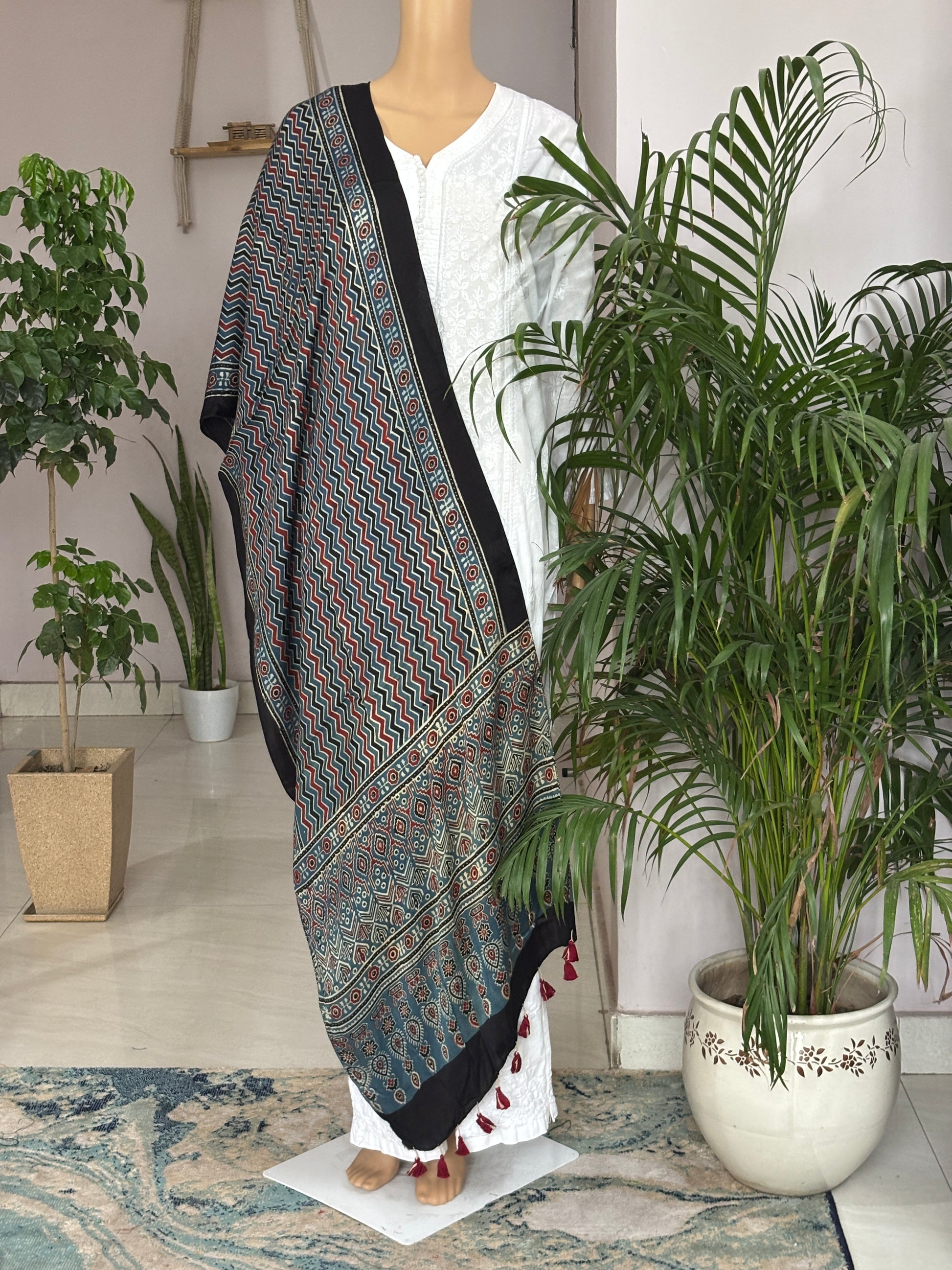 ajrakh black, indigo, red zig zag stole, ajrakh contemporary stole, front view.