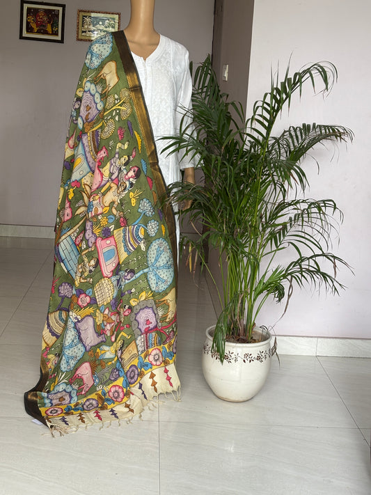 Kalahasti  kalamkari dupatta, figure motif dupatta,front view.