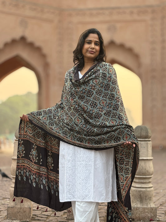 Ajrakh Dupatta close view 