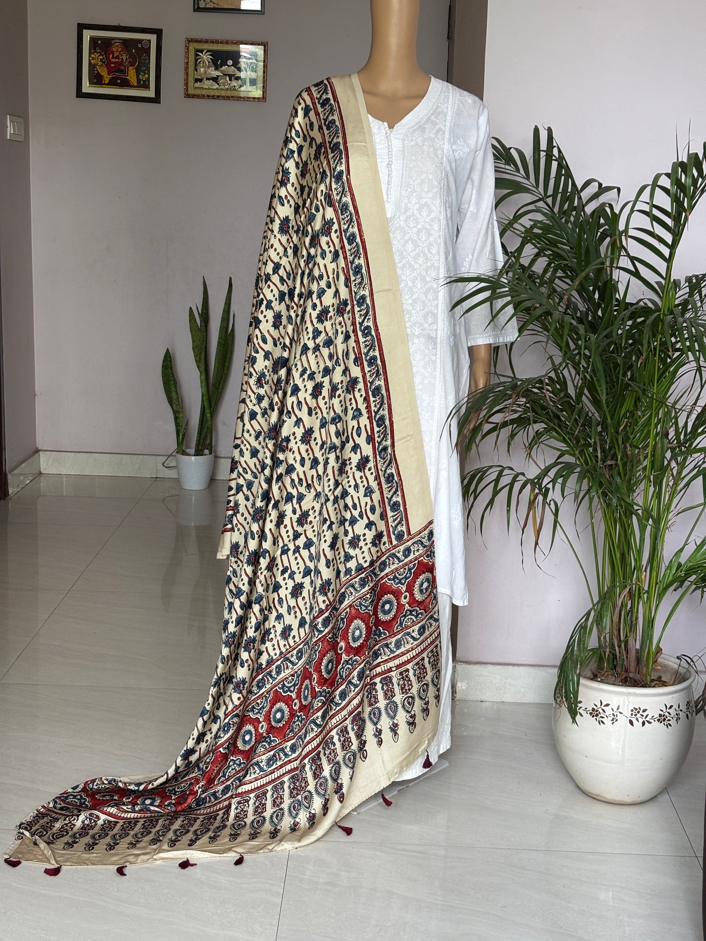 Ivory Dupatta With Floral and Bud Motif,ajrakh modal dupatta,front view.