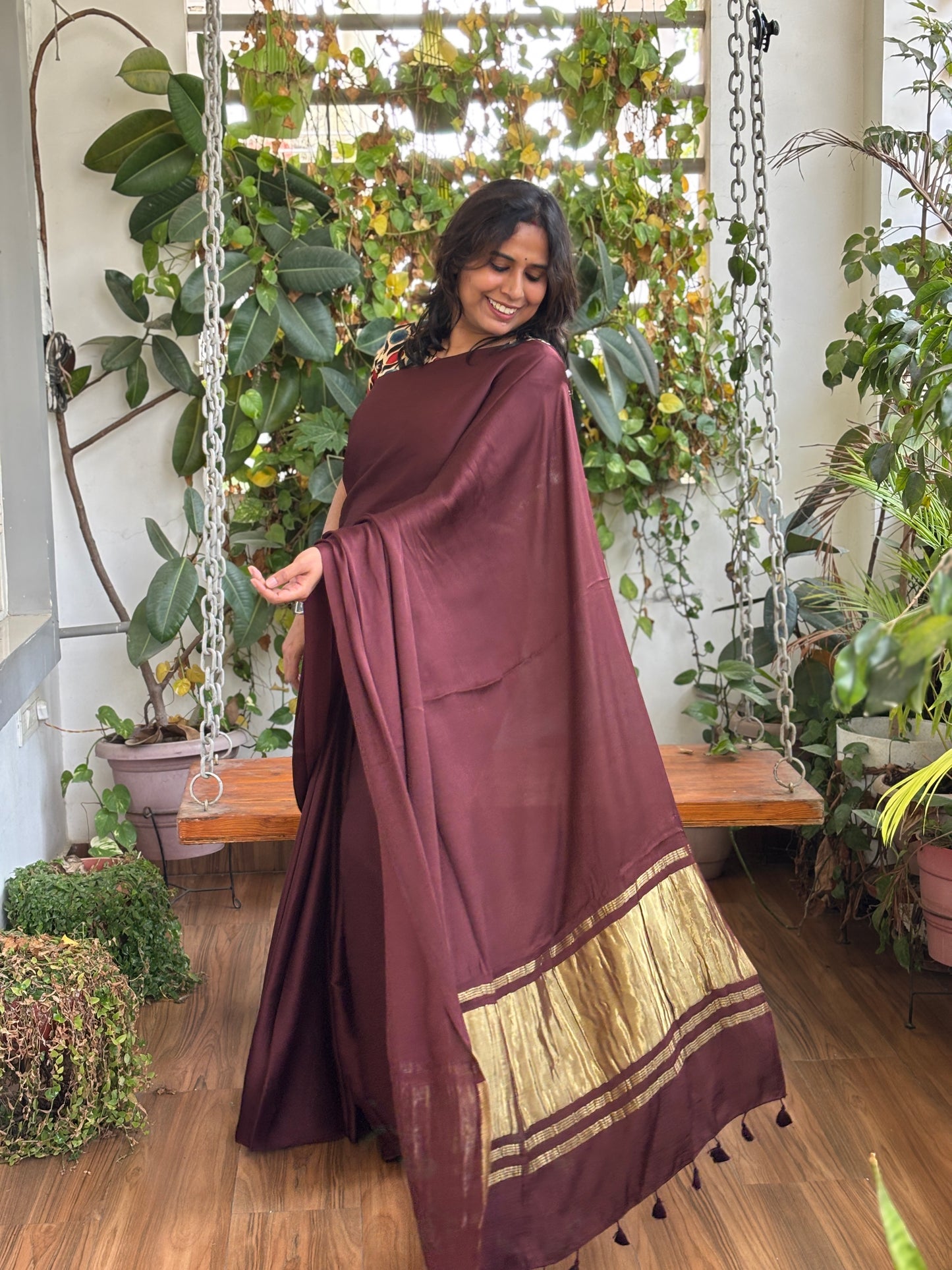 Chocolate Colour Modal Plain Saree With Lagdi Palla