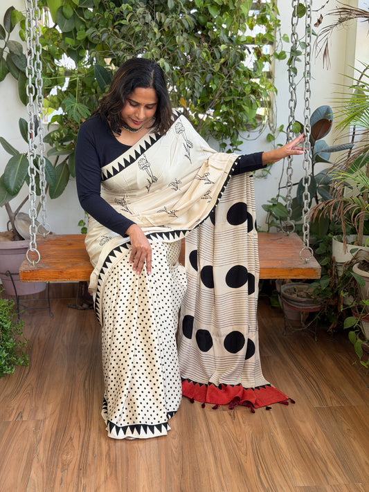 Pale Ivory Natural Dyed Contemporary Ajrakh Modal Saree