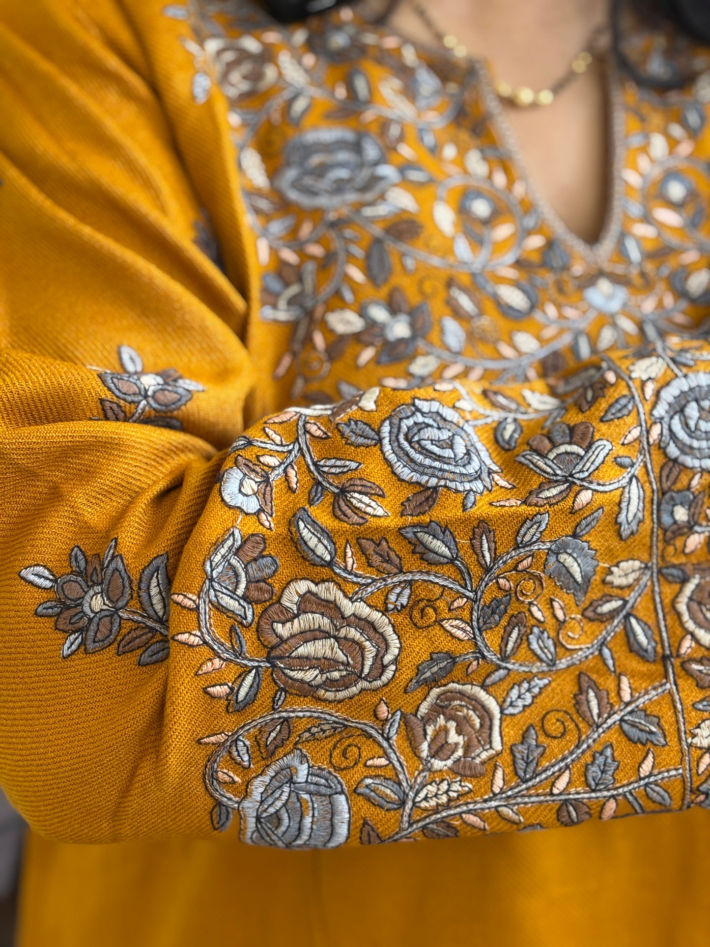 Kashmiri Aari Embroidered Woollen Co-ord Set