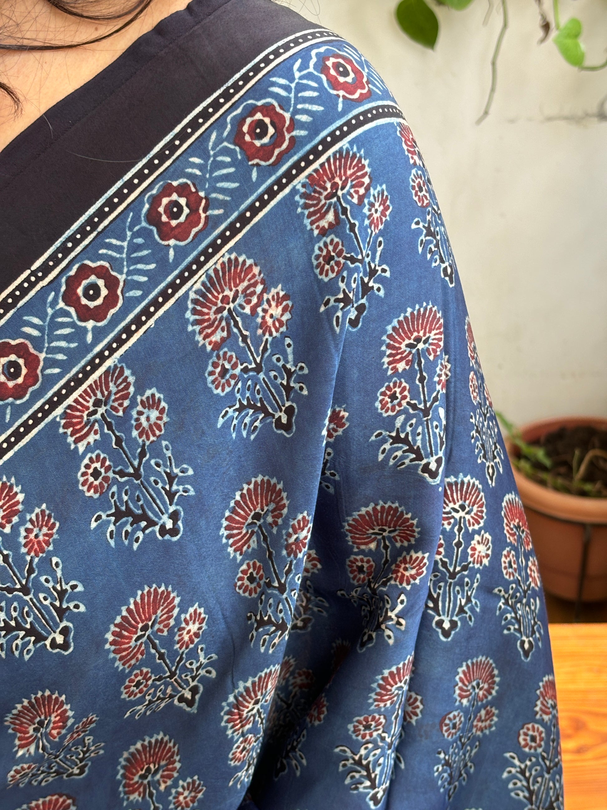 Ajrakh saree, ajrakh modal saree, closer view.