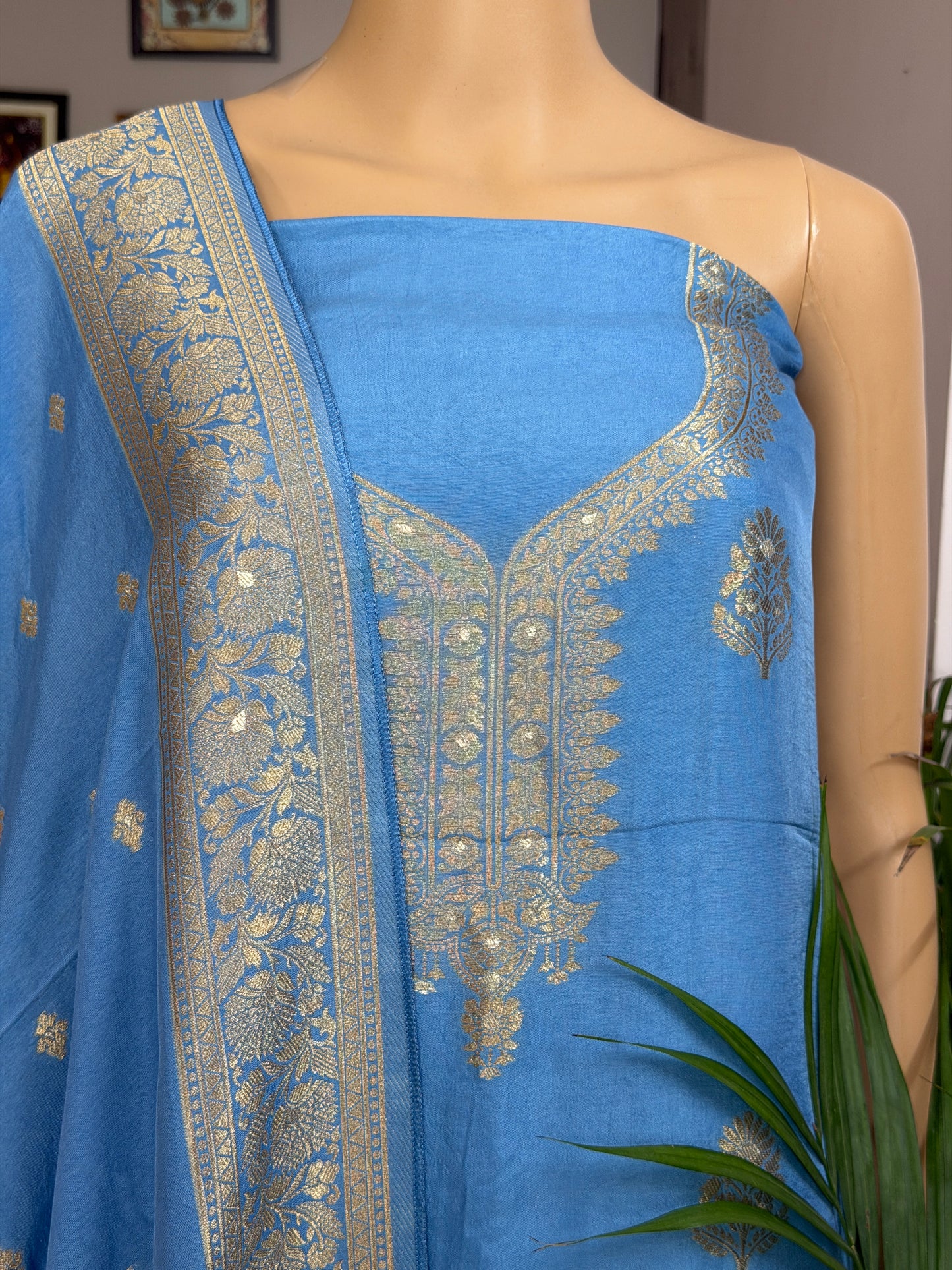 Dola Silk Banarasi Unstitched Three Piece Suit Fabric