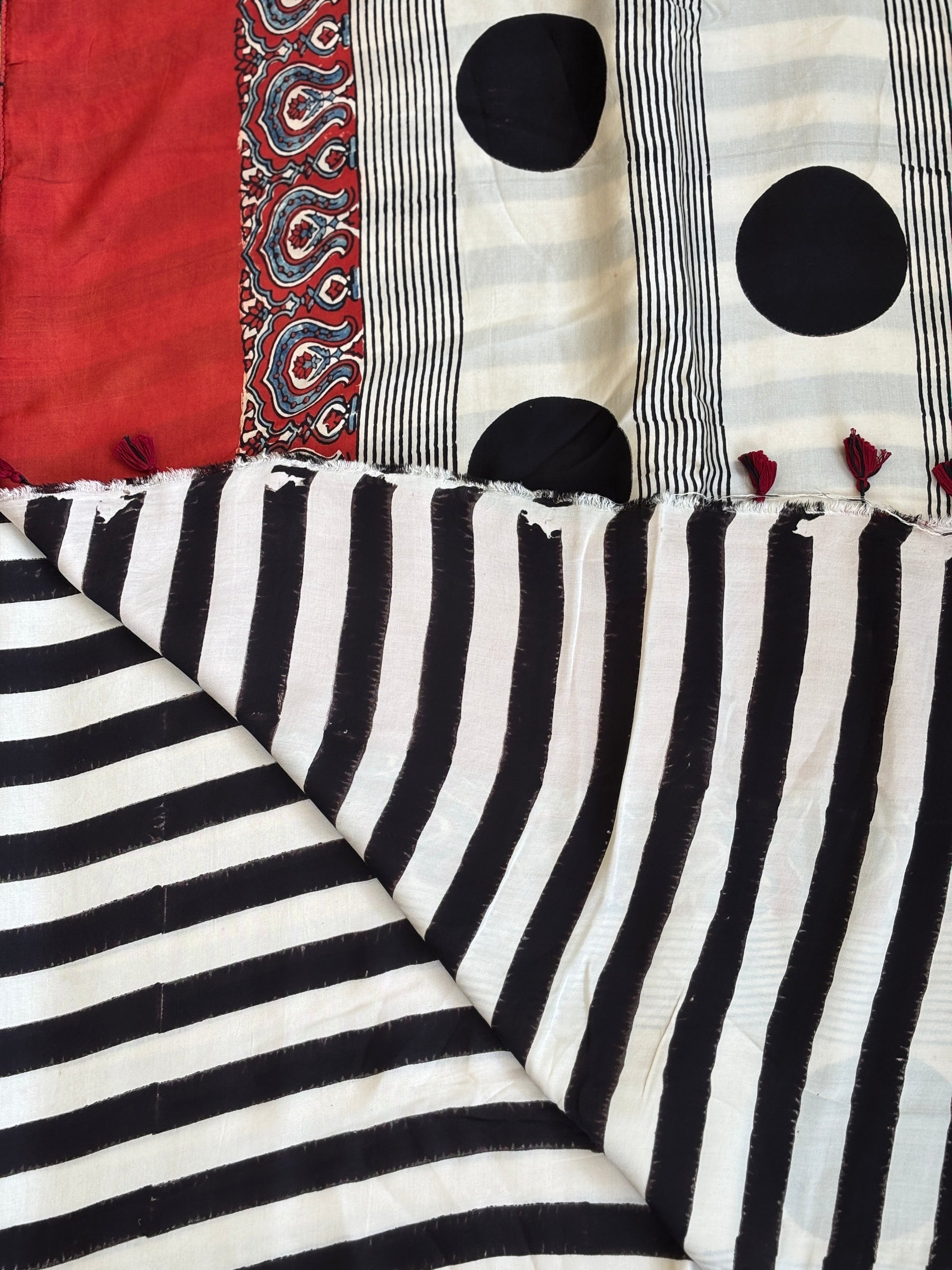 jrakh Modal White Saree, Ajrakh Contemporary Saree, Blouse 