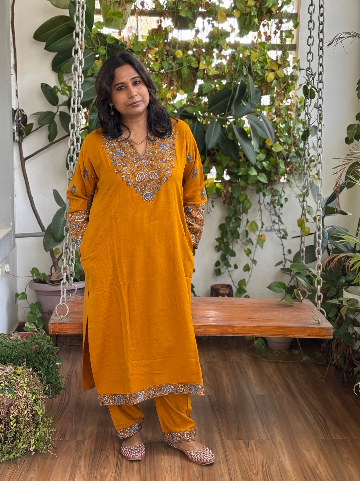 Kashmiri Aari Embroidered Woollen Co-ord Set