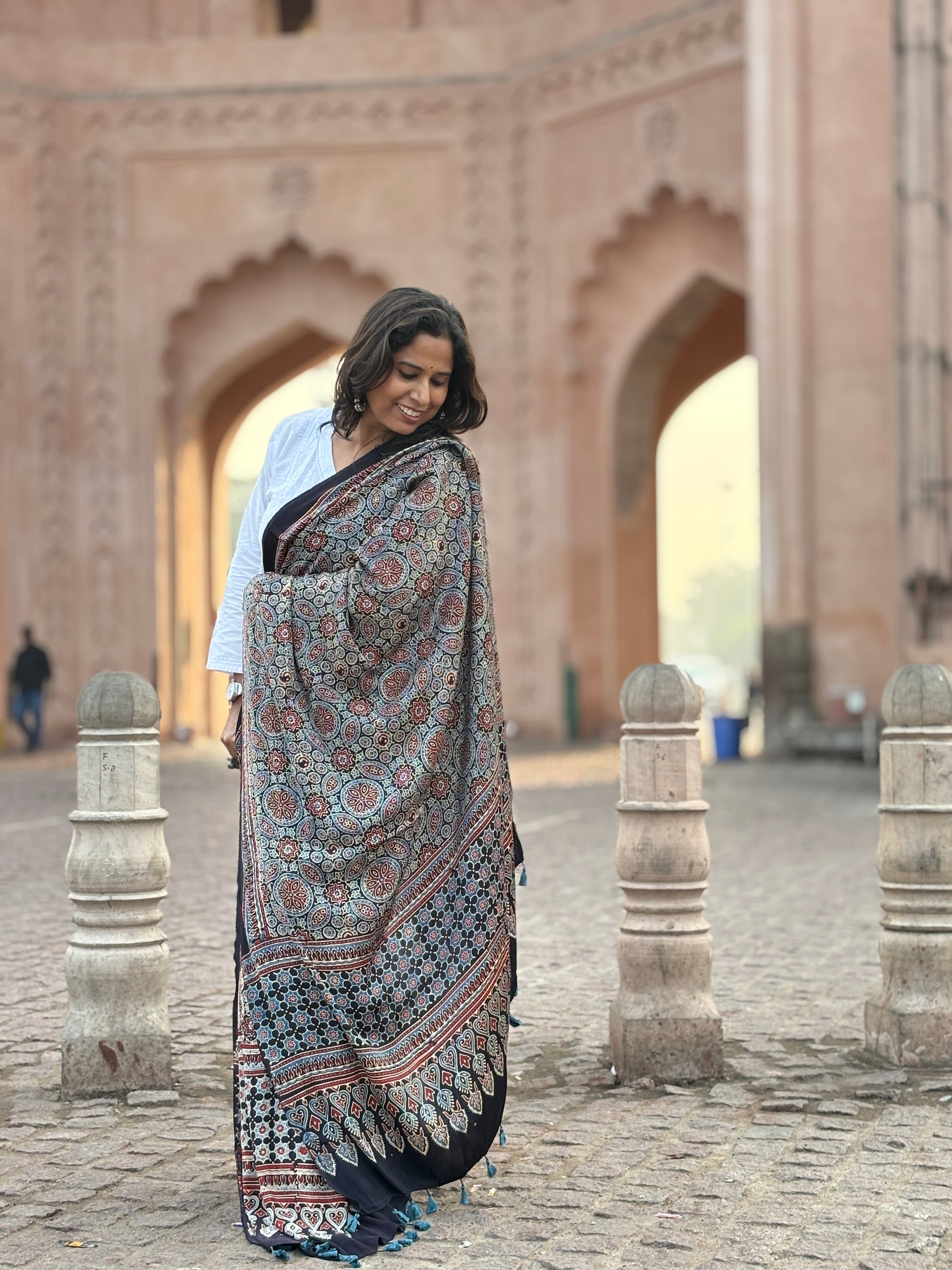 Black Colour Geometrical Jaal Motif Pure Modal Dupatta,ajrakh modal dupatta,side view.