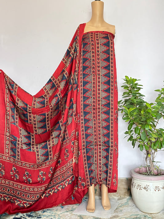 Natural Dyed Madder Colour Modal Silk Front Full Panel Shirt Fabric with Contemporary Panel Dupatta