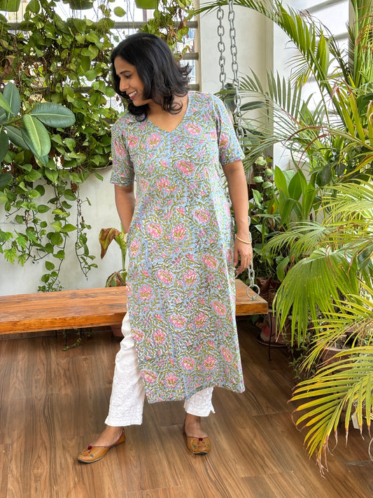 Sangeneri Block Printed Straight Long Kurti With Pocket