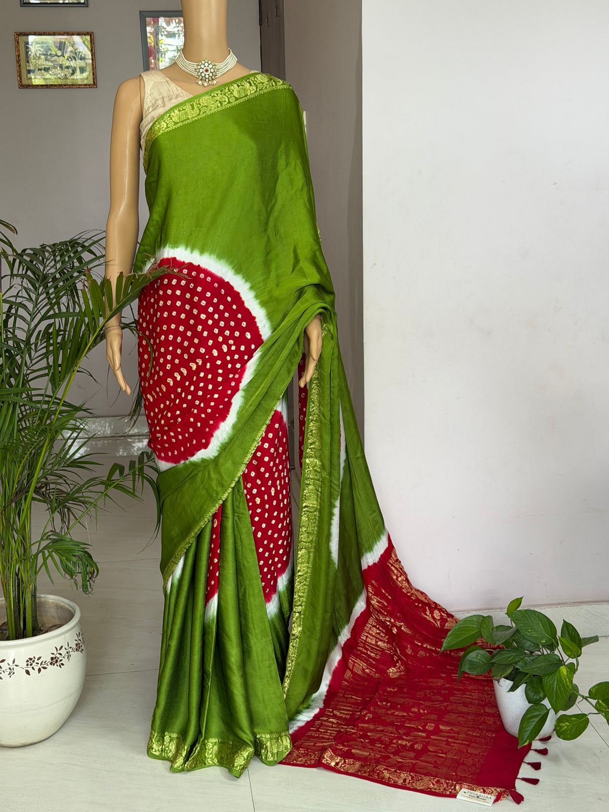 Modal Designer Bandhej Saree With Banarasi Border And Palla